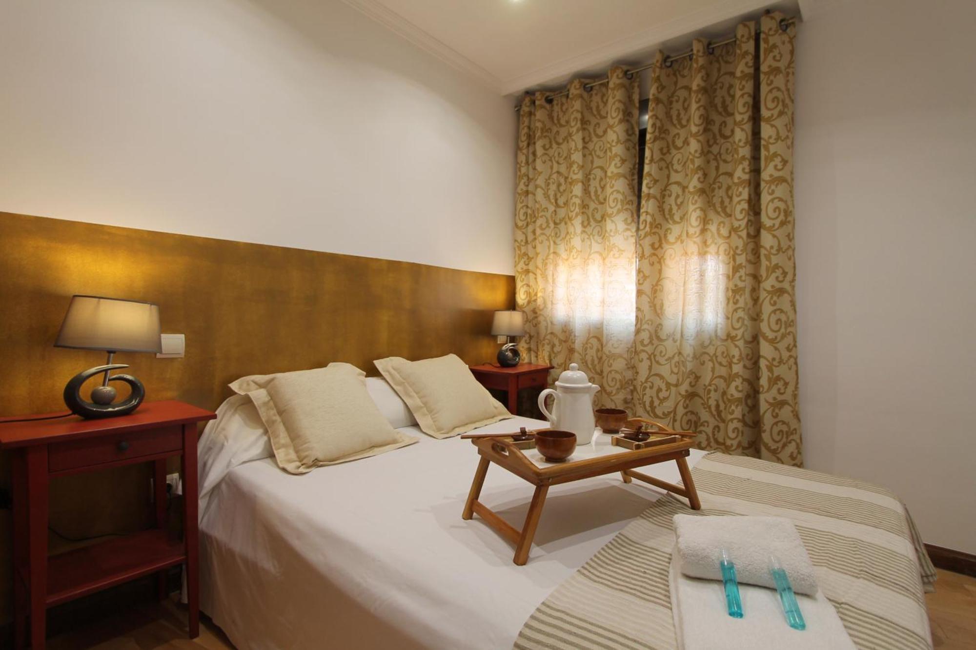 Apartamentos Adelfas Madrid Ngoại thất bức ảnh