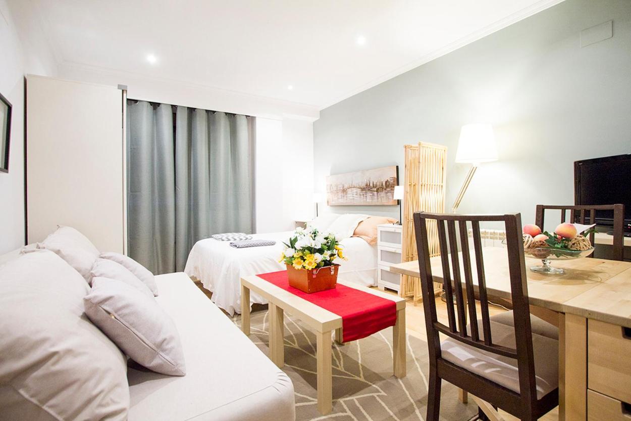 Apartamentos Adelfas Madrid Ngoại thất bức ảnh